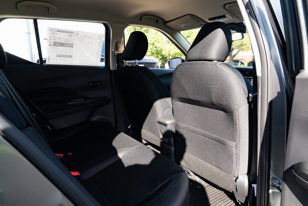 New 2025 Nissan Kicks Play S image 23