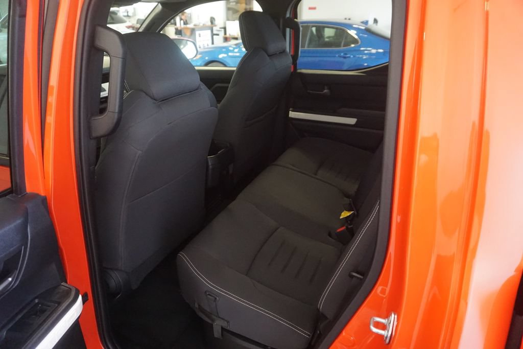 Used 2024 Toyota Tacoma TRD Off-Road AWD/4WD image 19