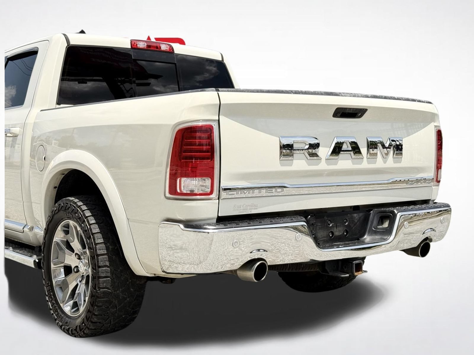 Used 2017 RAM 1500 Limited AWD/4WD image 3