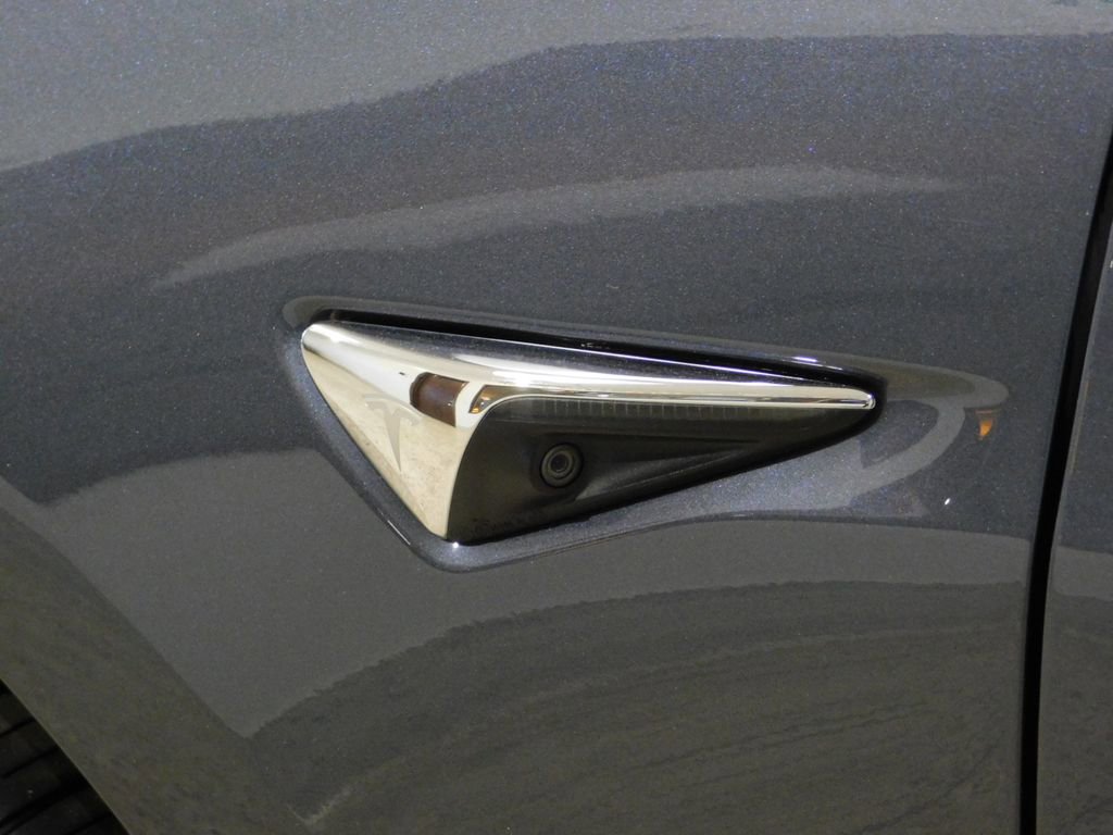 Used 2020 Tesla Model 3 Long Range AWD/4WD image 24