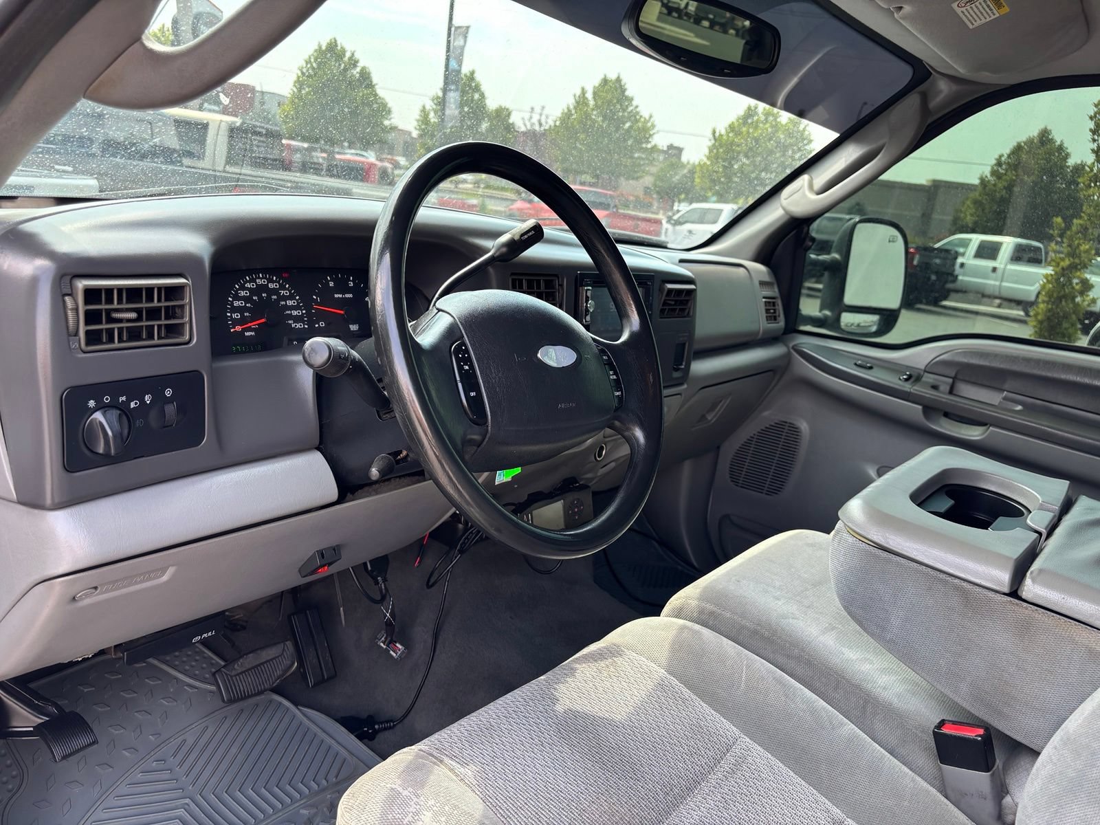 Used 2003 Ford F250 XLT AWD/4WD image 13