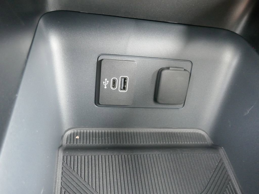 New 2026 Ford Explorer ST-Line image 22