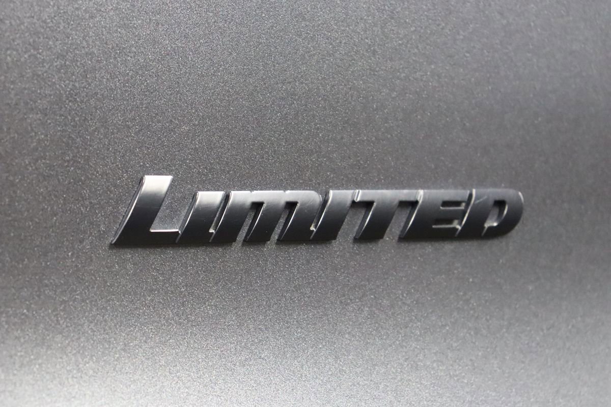 Used 2019 Toyota 4Runner Limited AWD/4WD image 10