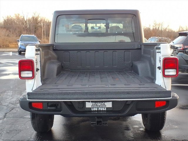 New 2026 Jeep Gladiator Sport image 18