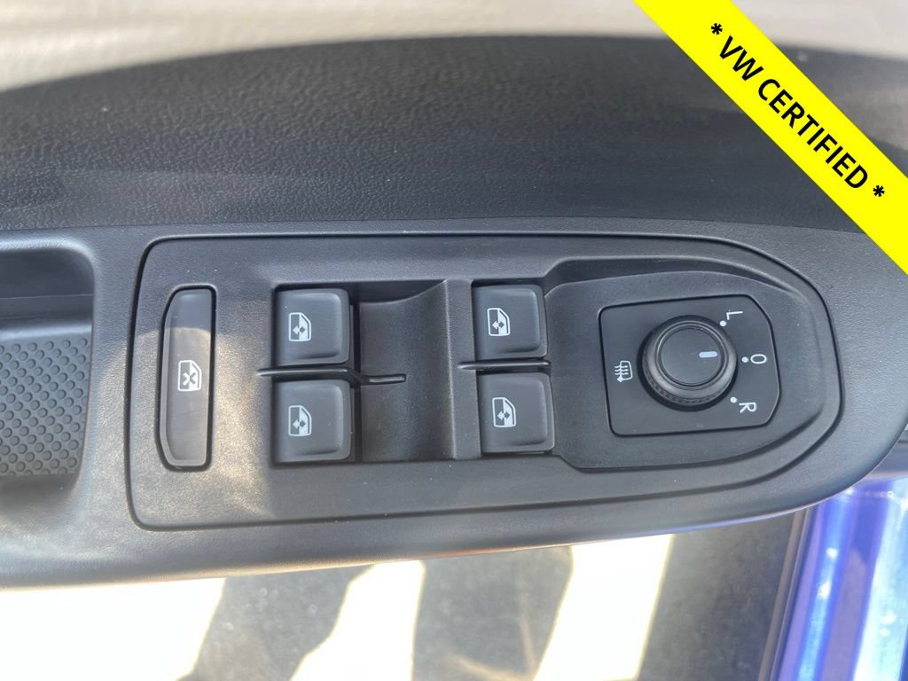 Certified 2023 Volkswagen Taos S AWD/4WD image 16