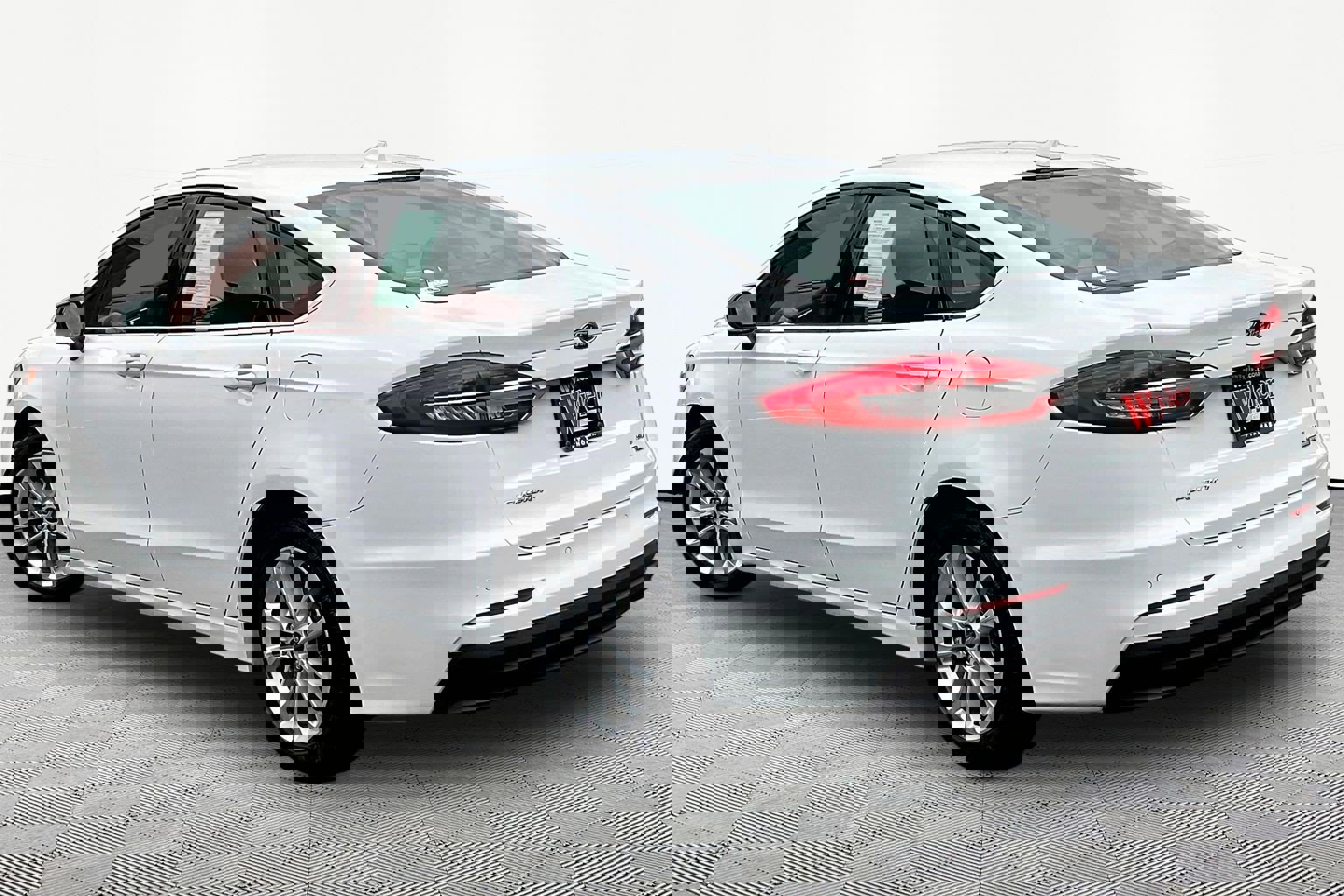 Used 2020 Ford Fusion SE image 4