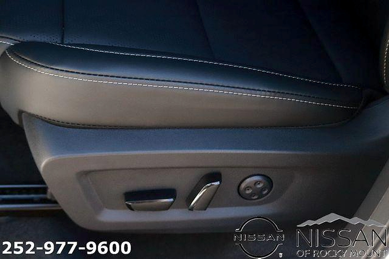 New 2026 Nissan Murano Platinum w/ Cargo Package AWD/4WD image 16