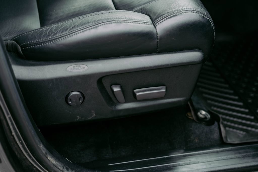 Used 2021 Toyota Tundra Platinum image 18