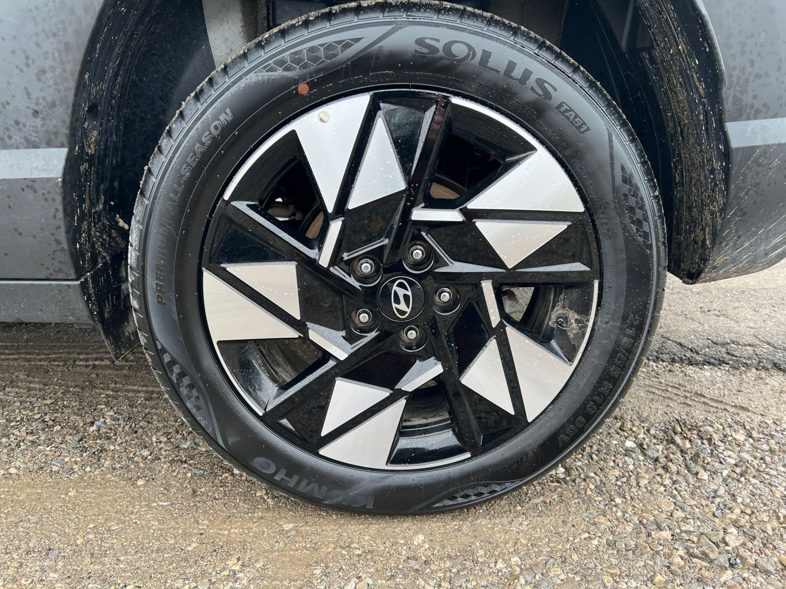 Used 2025 Hyundai Kona SEL image 32