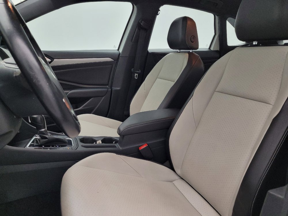 Used 2019 Volkswagen Jetta R-Line FWD image 17