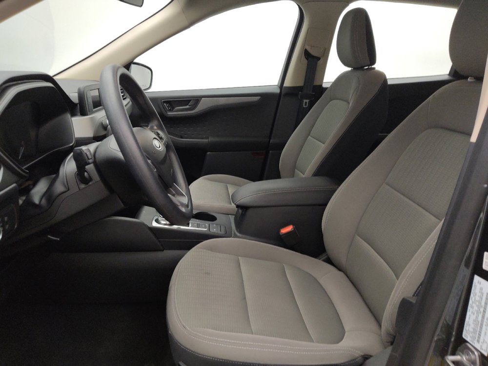 Used 2020 Ford Escape S image 17