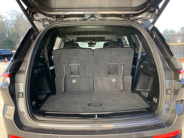 Used 2025 Jeep Grand Cherokee L Altitude image 13