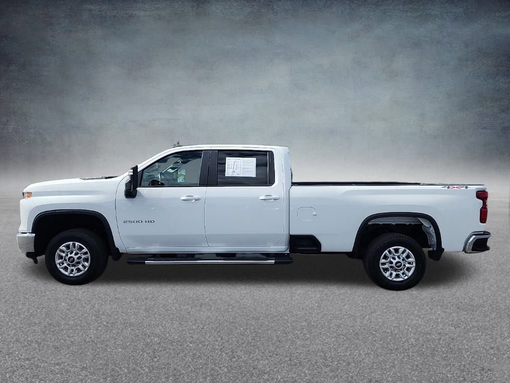 Used 2024 Chevrolet Silverado 2500 LT image 11