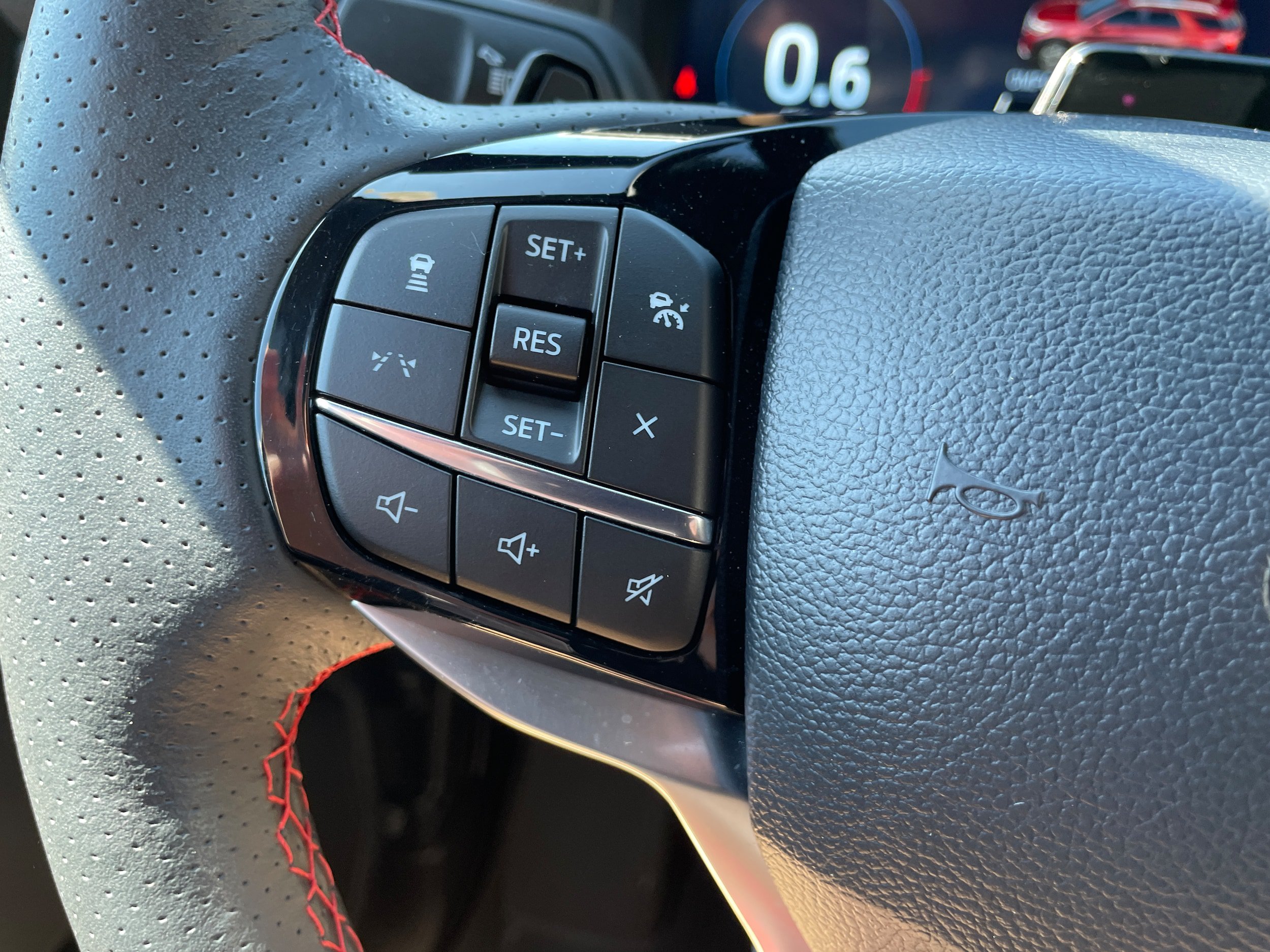 Used 2025 Ford Explorer ST w/ Sun And Sound Package AWD/4WD image 27