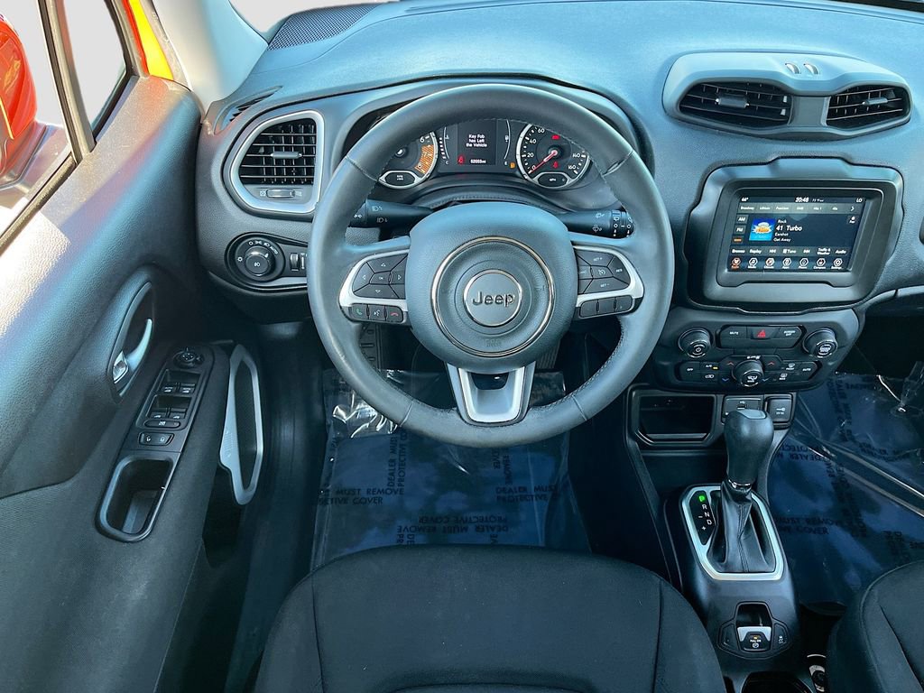 Certified 2019 Jeep Renegade Latitude w/ Popular Equipment Group FWD image 20