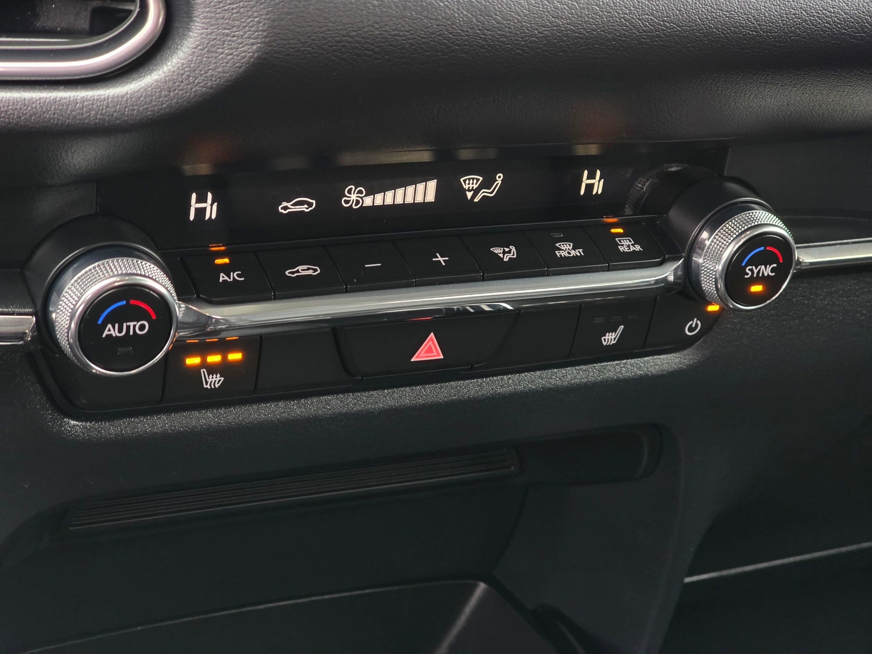 Used 2025 MAZDA CX-30 AWD 2.5 S w/ Preferred Package image 16