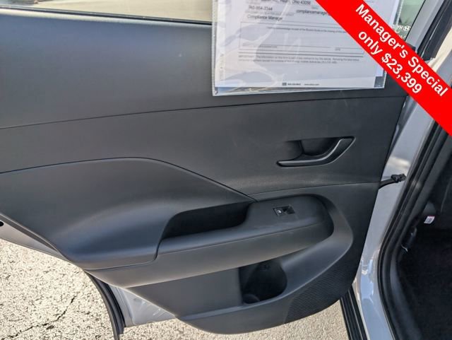 Certified 2025 Hyundai Kona SEL image 12