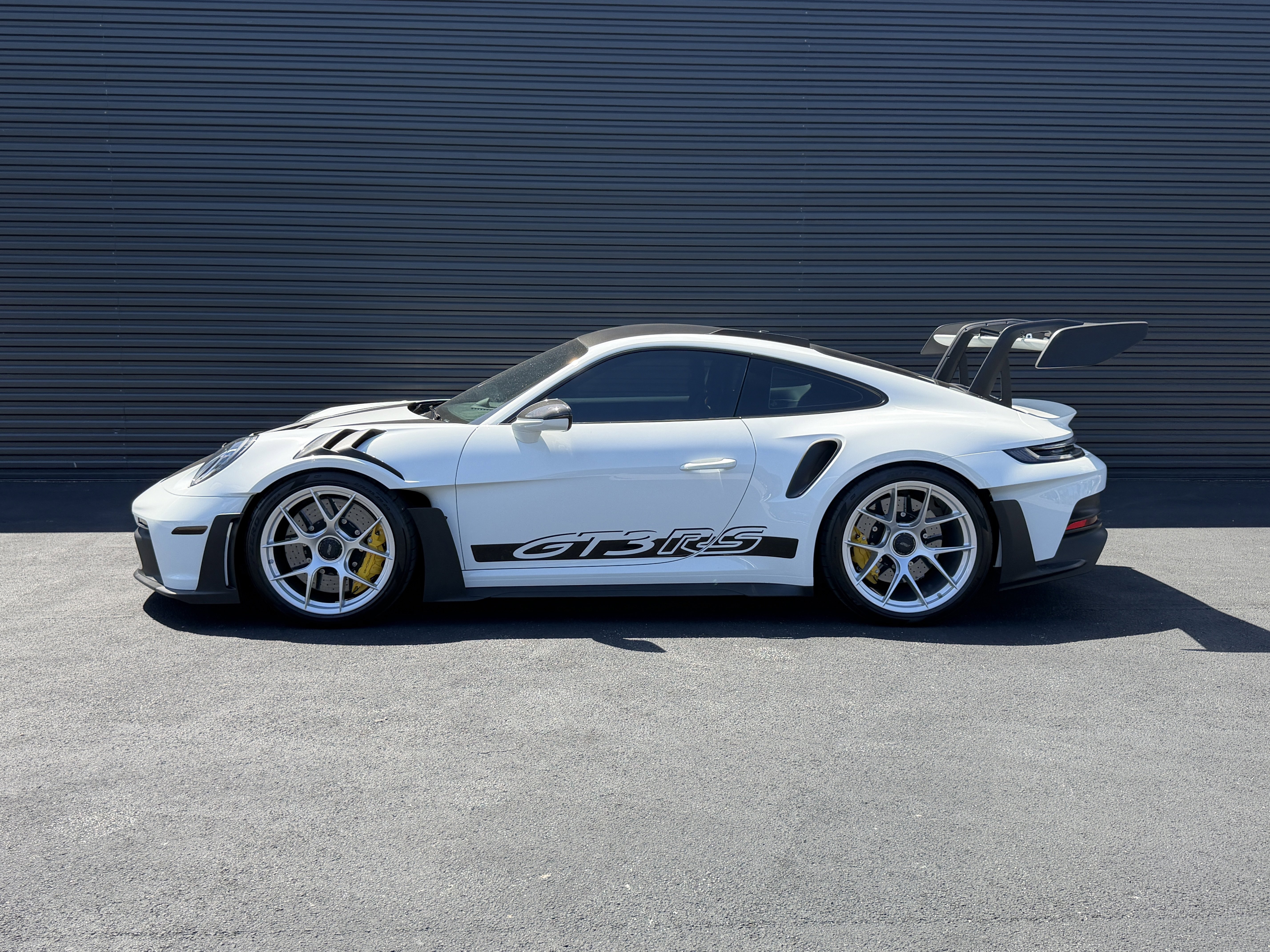 Used 2025 Porsche 911 GT3 RS image 2