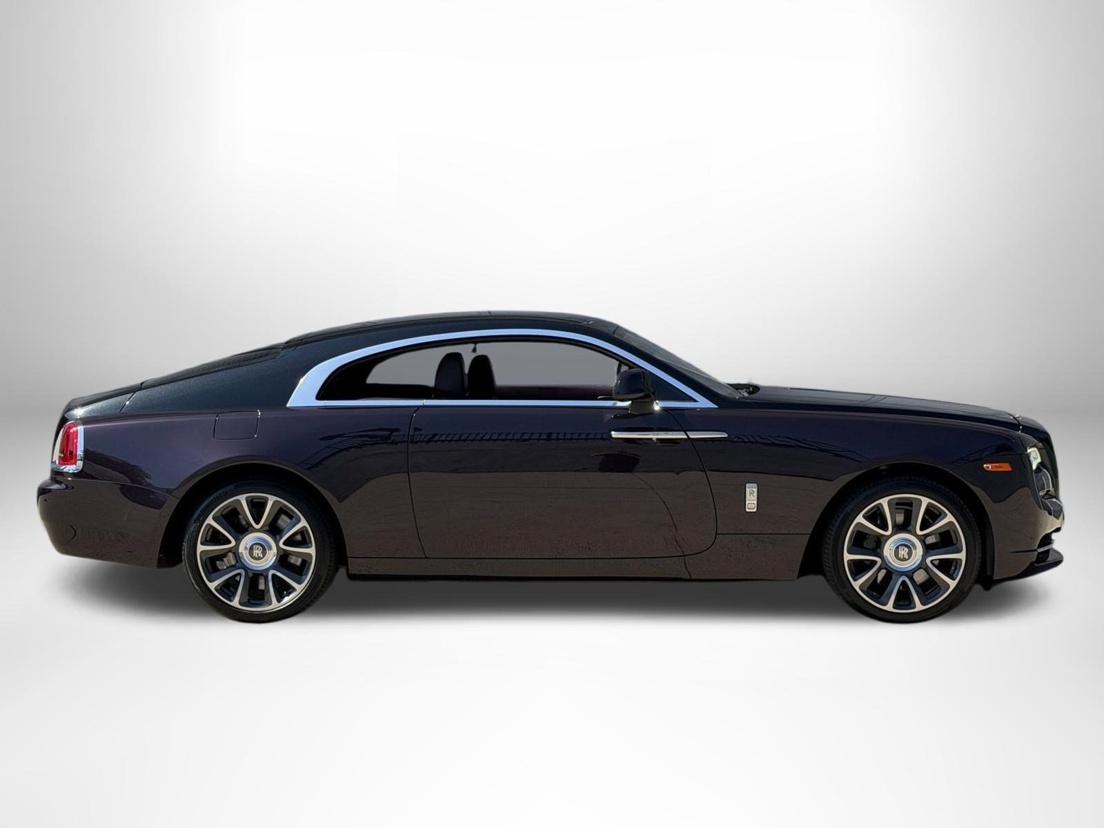 Used 2018 Rolls-Royce Wraith RWD image 2