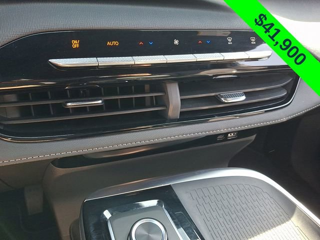 Used 2026 Buick Enclave Preferred AWD/4WD image 17