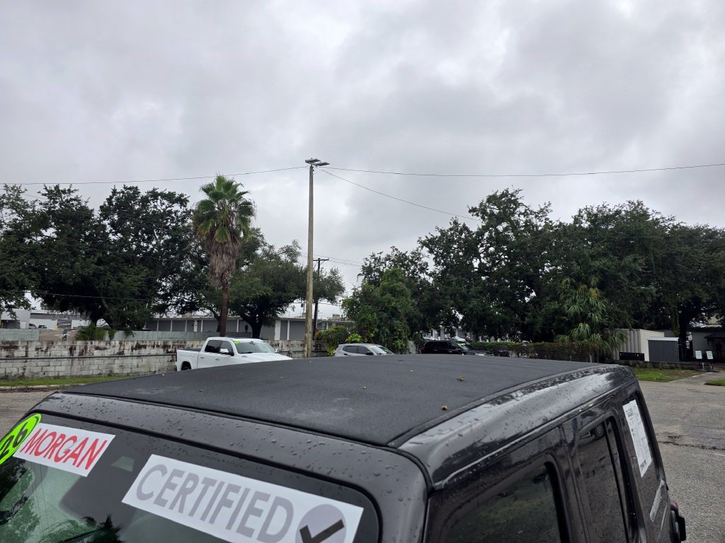 Used 2026 Jeep Wrangler Unlimited Sahara AWD/4WD image 9