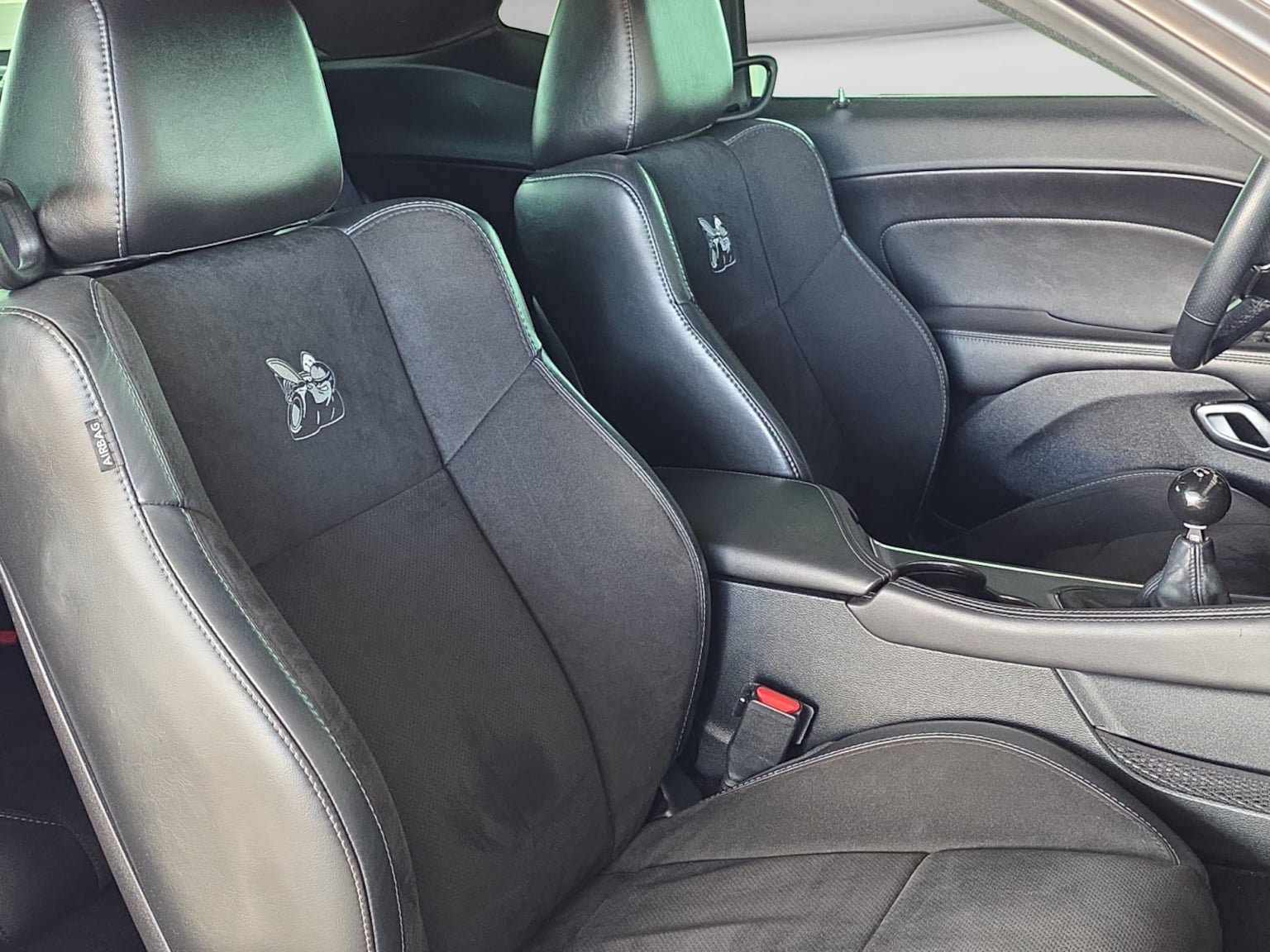 Used 2018 Dodge Challenger R/T Scat Pack w/ Leather Interior Group RWD image 25