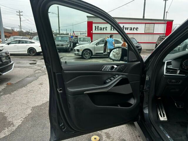 Used 2019 BMW X7 xDrive40i w/ Premium Package image 9