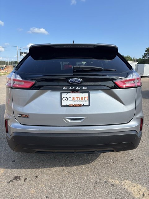 Used 2021 Ford Edge SE image 6