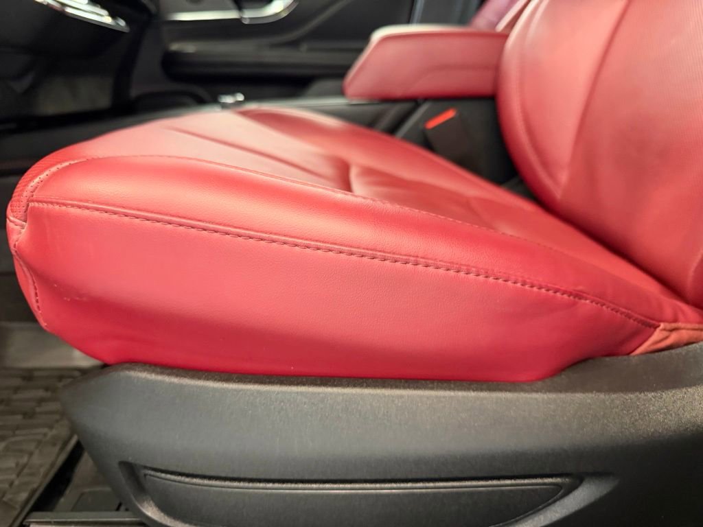 Used 2023 Lincoln Corsair Reserve w/ Equipment Group 201A image 11