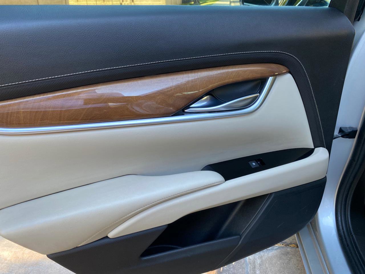 Used 2018 Cadillac XTS Luxury FWD image 26