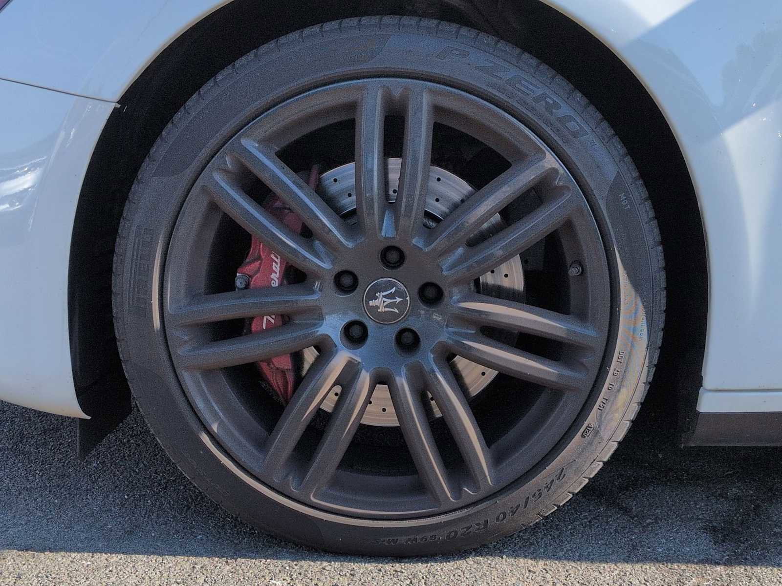 Used 2021 Maserati Ghibli S Q4 AWD/4WD image 14