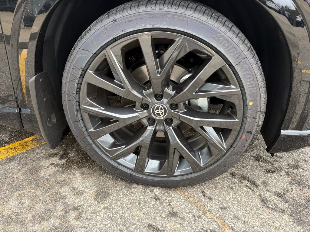 New 2026 Toyota Crown Signia AWD/4WD image 41