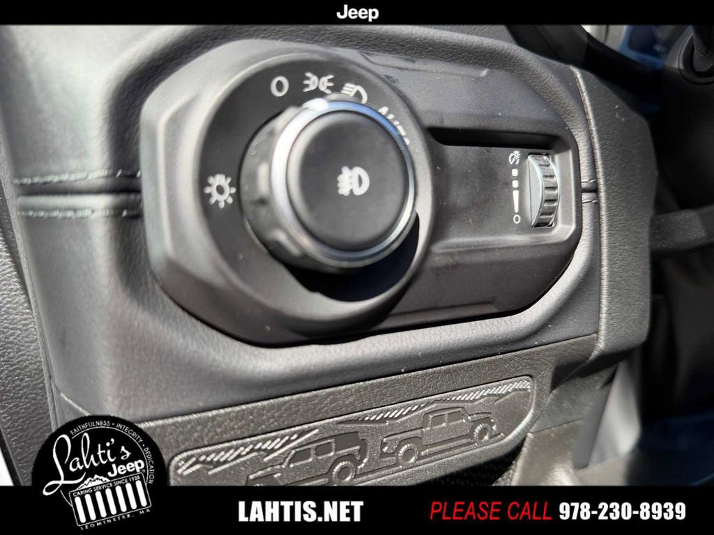 New 2026 Jeep Wrangler Unlimited Sahara image 32