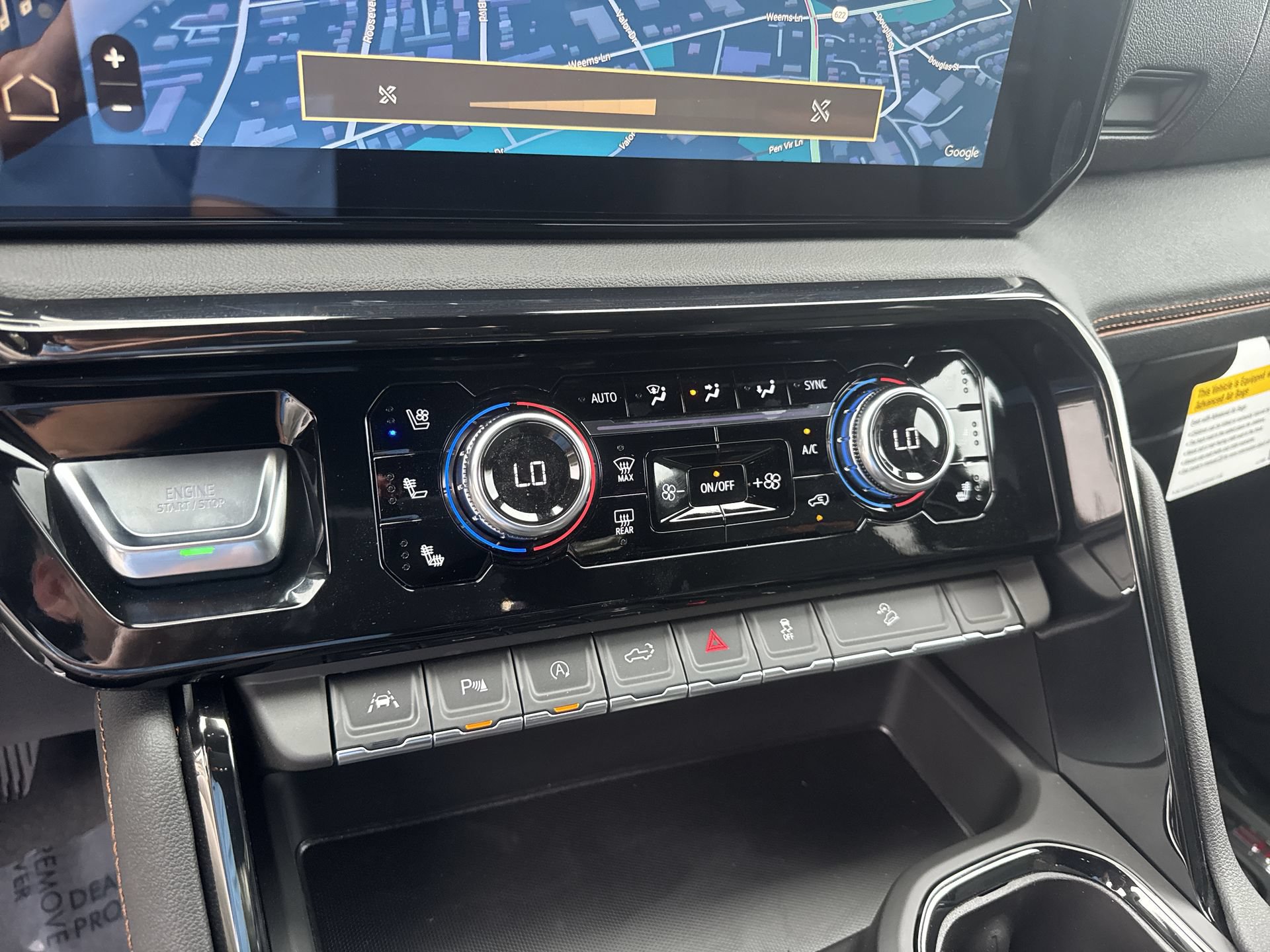 New 2026 GMC Sierra 1500 AT4 w/ AT4 Premium Package AWD/4WD image 17