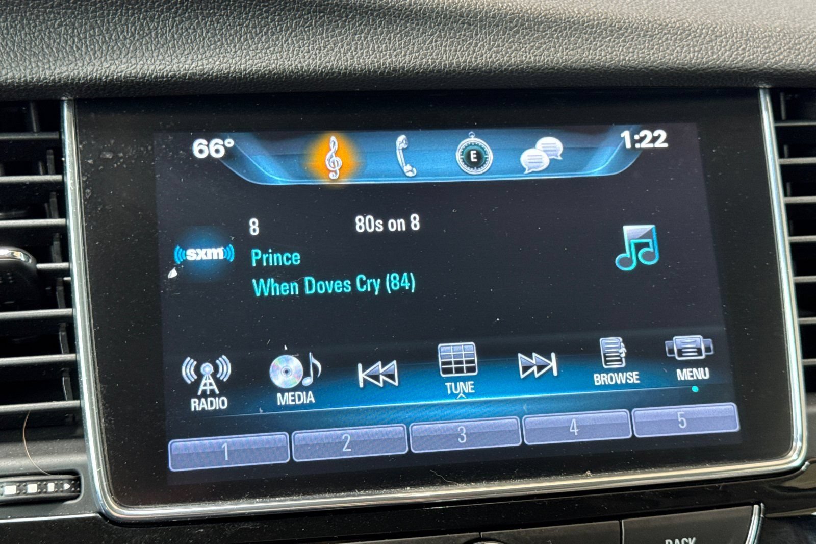 Used 2019 Buick Encore Preferred FWD image 18