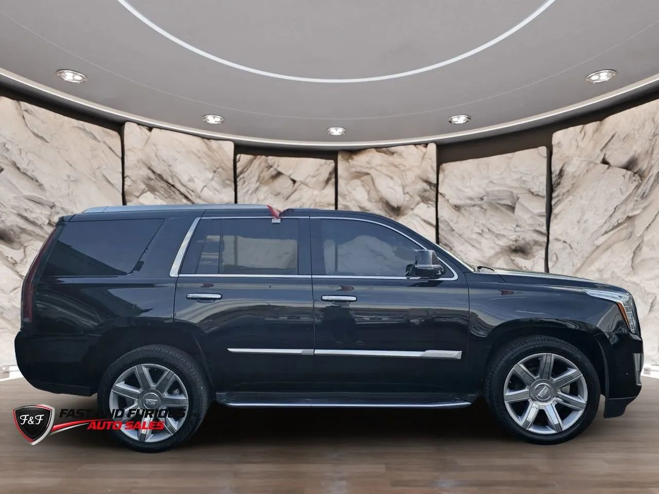 Used 2020 Cadillac Escalade Luxury RWD image 5