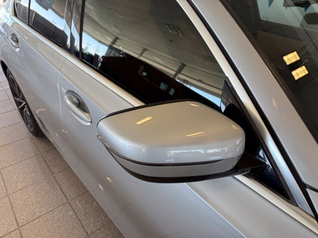 Used 2019 BMW 330i Sedan w/ Convenience Package RWD image 12