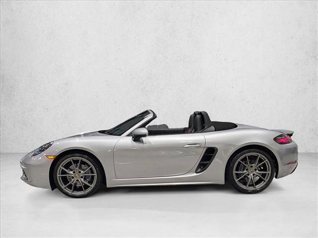Used 2021 Porsche 718 Boxster image 11