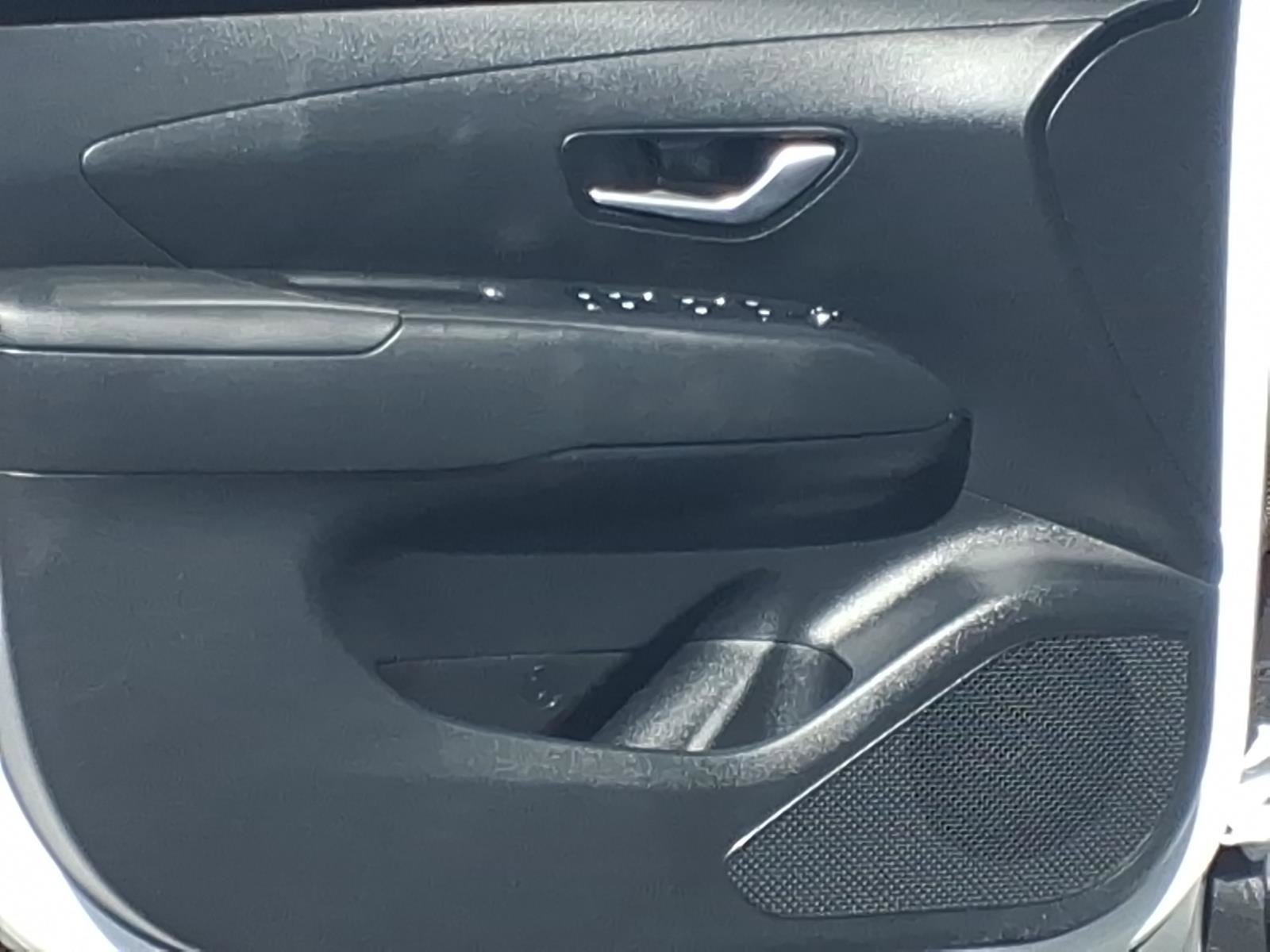 Used 2022 Hyundai Santa Cruz SEL image 13