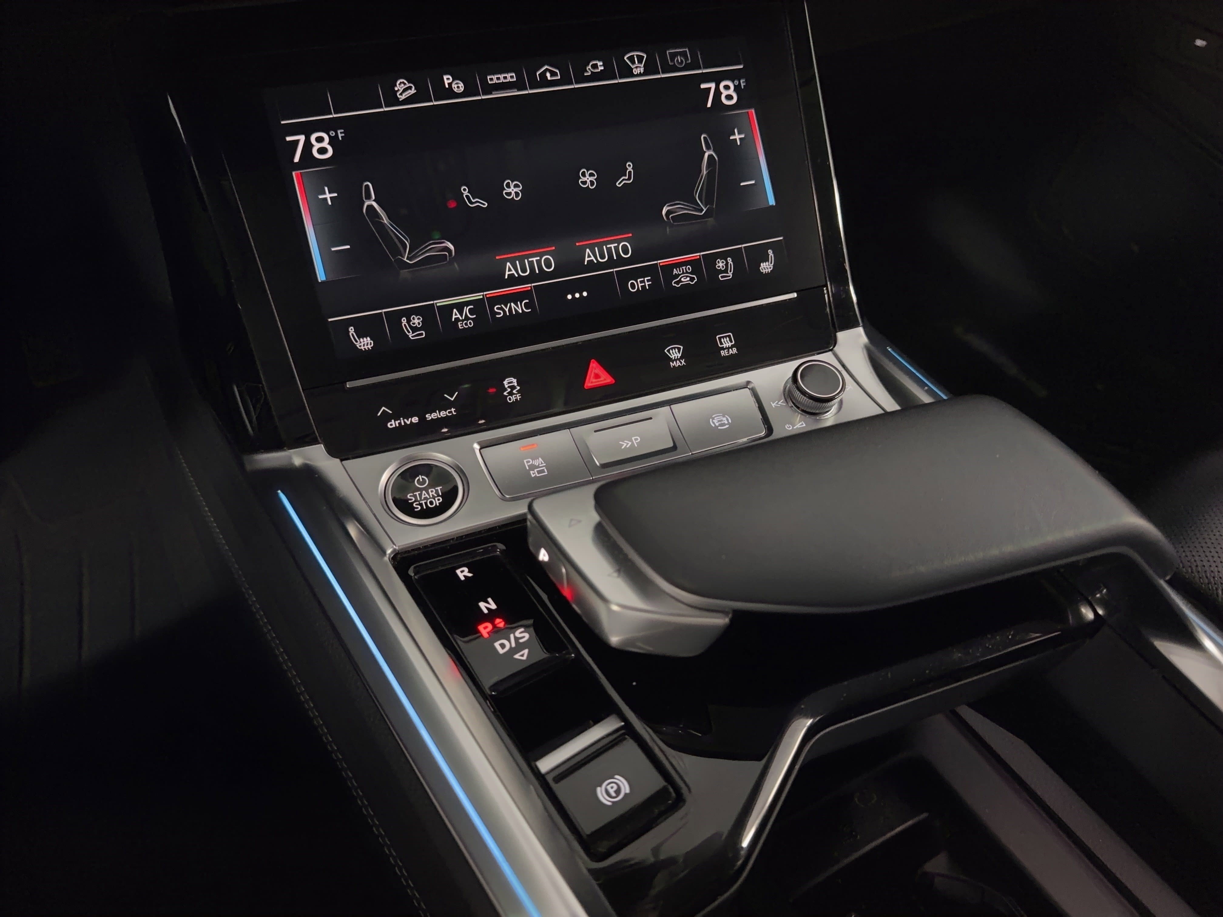 Certified 2024 Audi Q8 e-tron Prestige w/ Prestige Package image 25