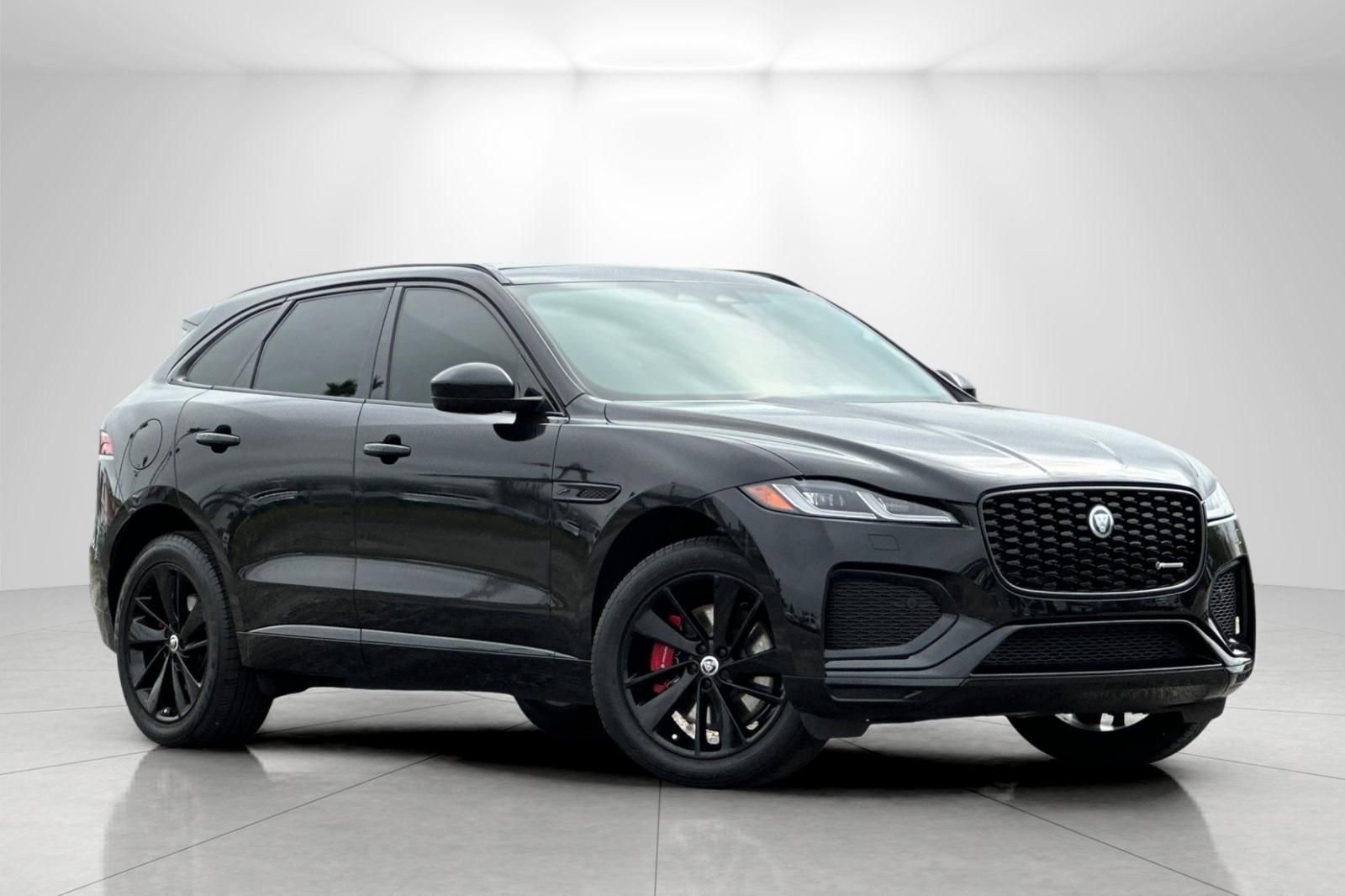 Used 2024 Jaguar F-PACE R-Dynamic S AWD/4WD image 1