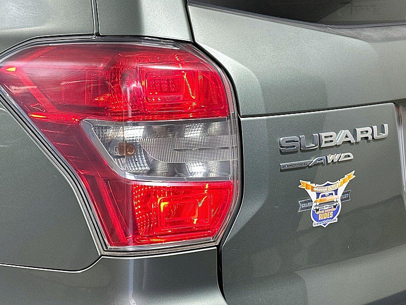 Used 2014 Subaru Forester 2.5i Limited AWD/4WD image 25