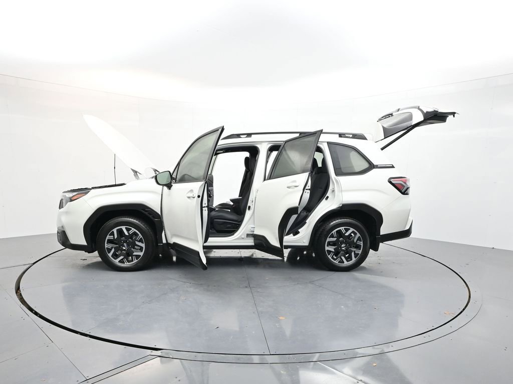 Used 2025 Subaru Forester Premium w/ Convenience Package #2 image 38