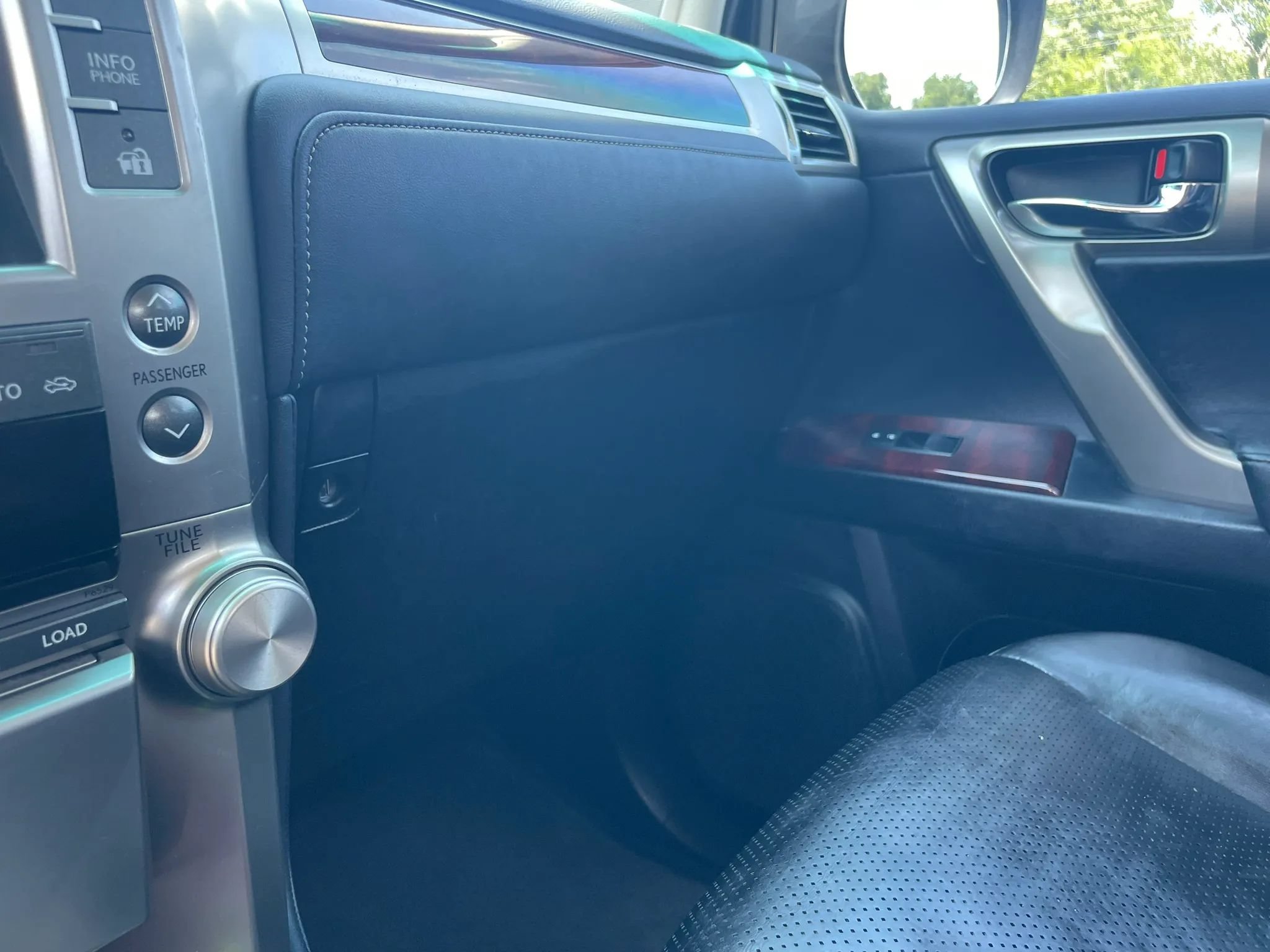 Used 2012 Lexus GX 460 Premium AWD/4WD image 35