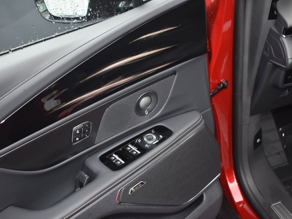 New 2026 Lincoln Nautilus Reserve w/ Jet Appearance Package image 9