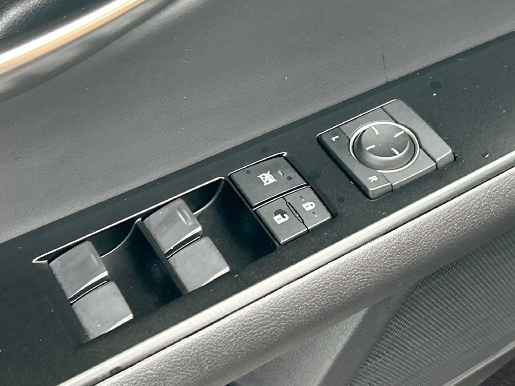 Used 2024 Lexus UX 250h FWD w/ Premium Package image 29