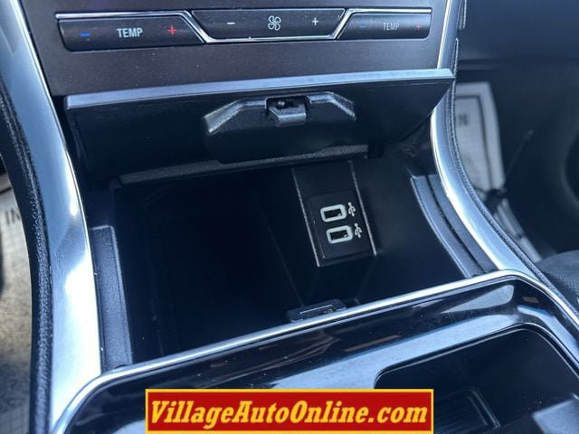 Used 2019 Ford Edge ST w/ Equipment Group 401A AWD/4WD image 27