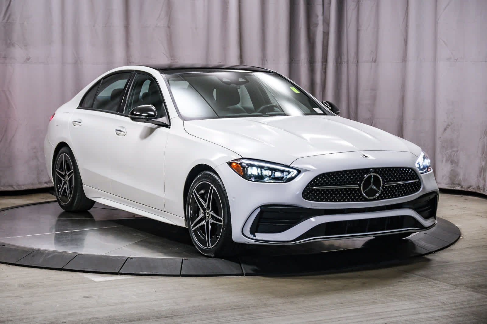 Used 2022 Mercedes-Benz C 300 Sedan image 5