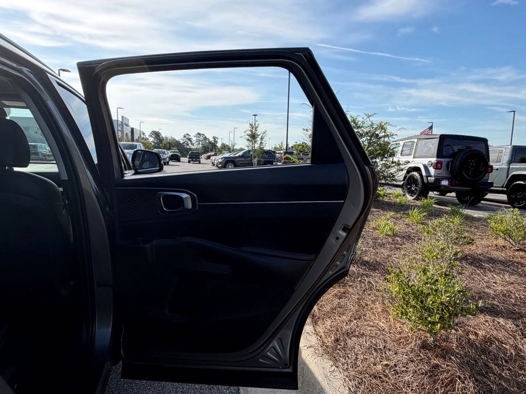 Used 2025 Kia Sorento EX AWD/4WD image 61