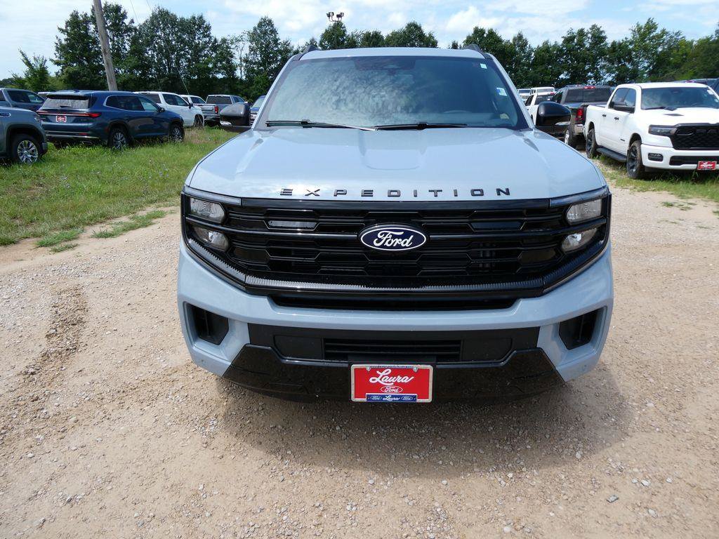 New 2027 Ford Expedition Platinum w/ Stealth Appearance Package AWD/4WD image 9